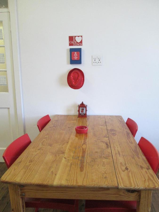 Lighthouse Farm Backpackers Lodge Cape Town Dış mekan fotoğraf