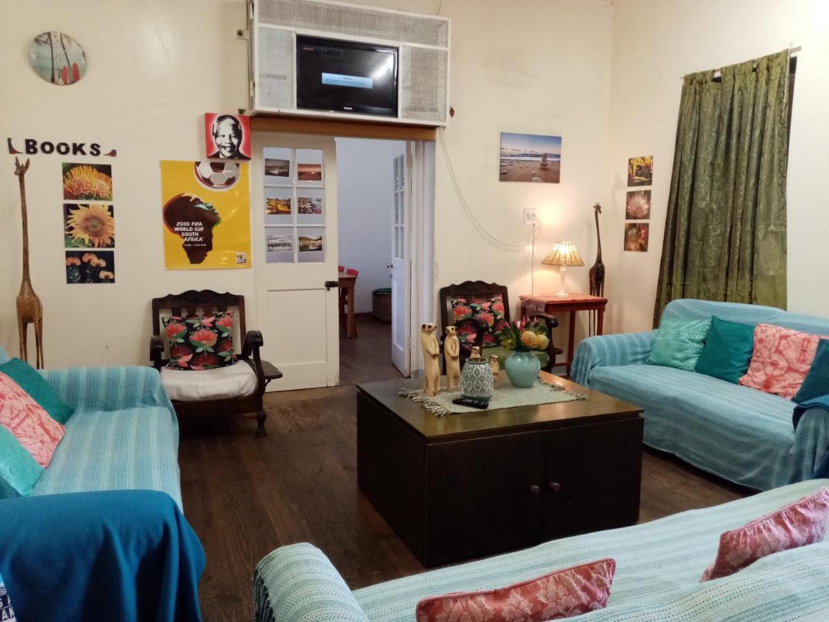 Lighthouse Farm Backpackers Lodge Cape Town Dış mekan fotoğraf