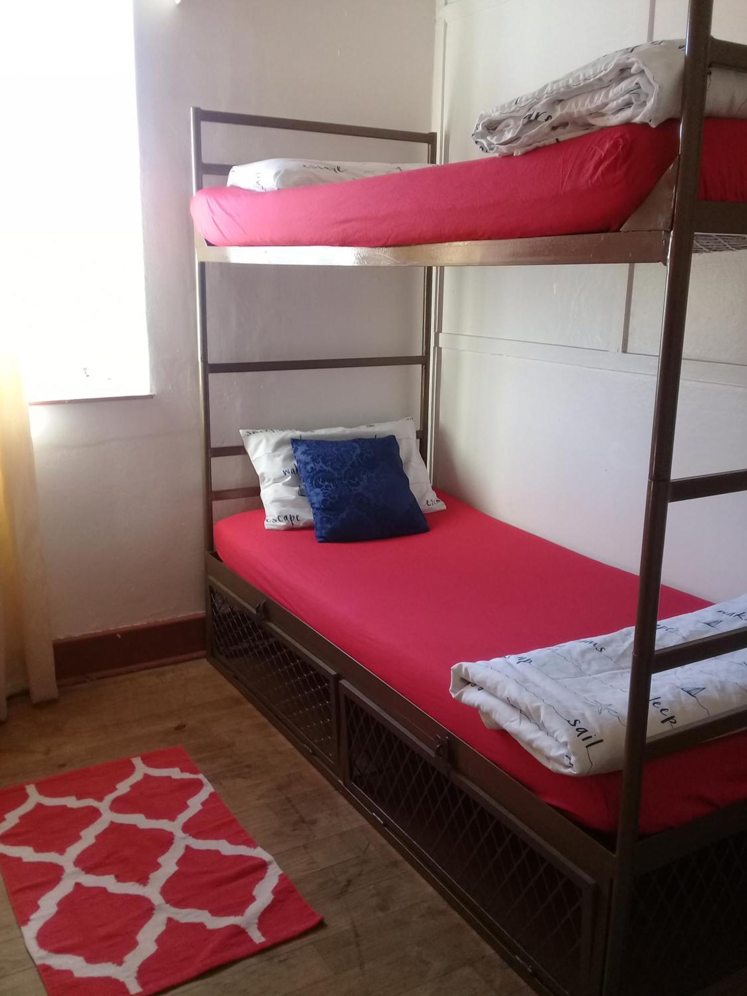 Lighthouse Farm Backpackers Lodge Cape Town Dış mekan fotoğraf