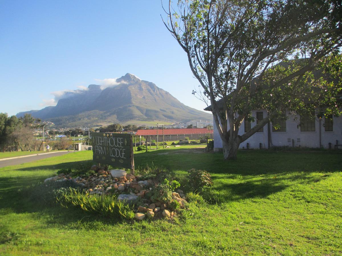 Lighthouse Farm Backpackers Lodge Cape Town Dış mekan fotoğraf